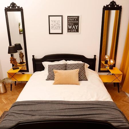 Bohemian Central Concept Studio Bucarest Esterno foto
